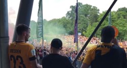 VIDEO Ispali iz lige, a ispred stadiona tisuće navijača dočekale igrače da im zahvale