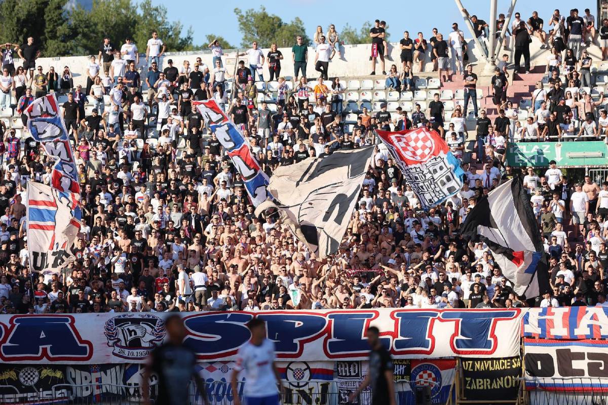 Torcida nakon pobjede pjevala "Kad si prvi na kraju sezone, cili grad slavi šampione"