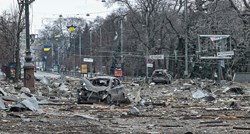 Zelenskij se javio iz svog ureda u Kijevu, raste broj civilnih žrtava u Ukrajini