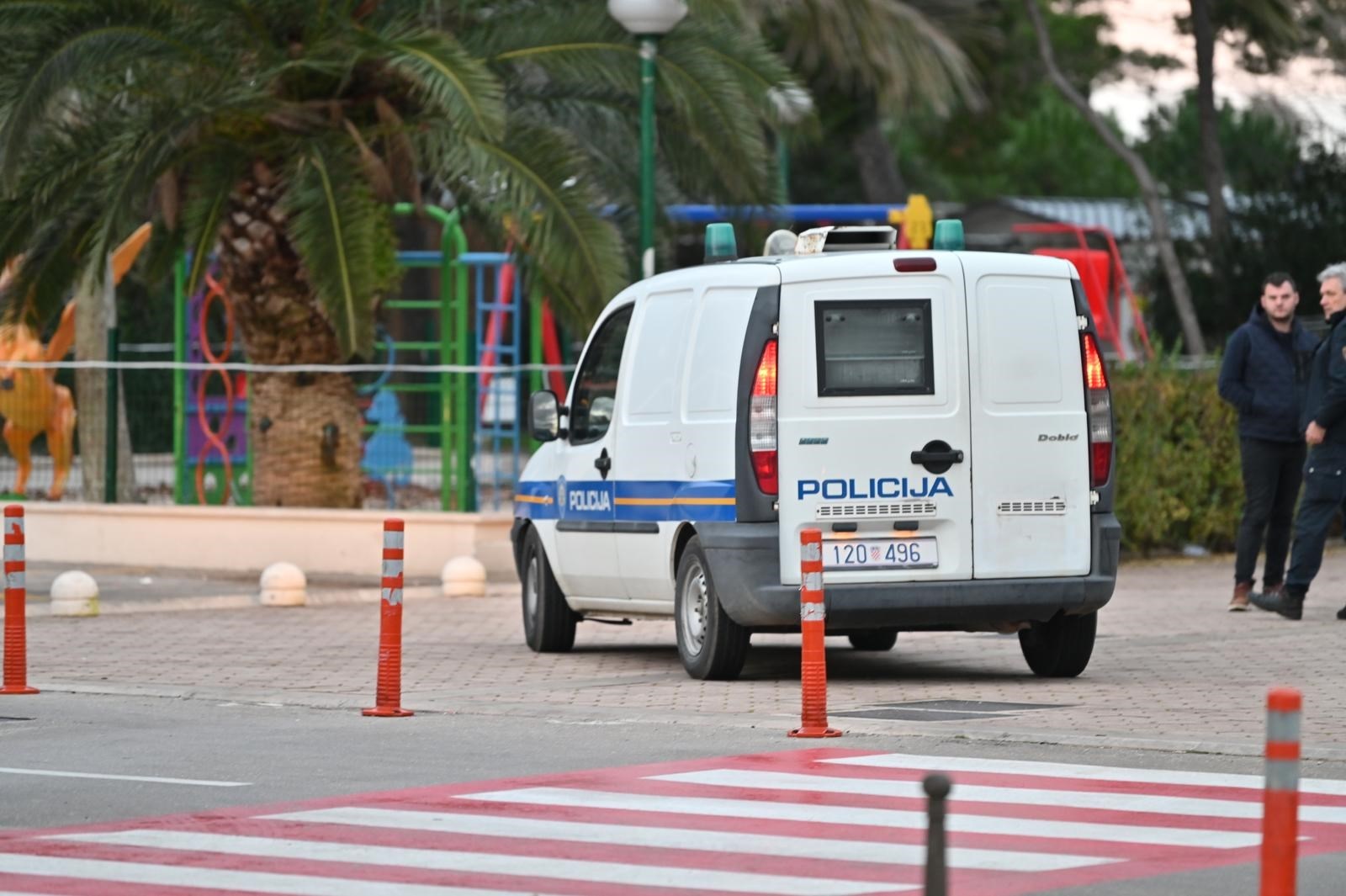 U restoranu u Makarskoj teško ozlijeđen 42-godišnjak