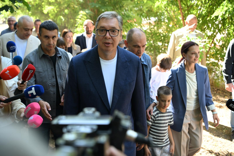 Vučić: Tjerali su nas da nakon 80 godina radimo pasja groblja. Nećemo zaboraviti