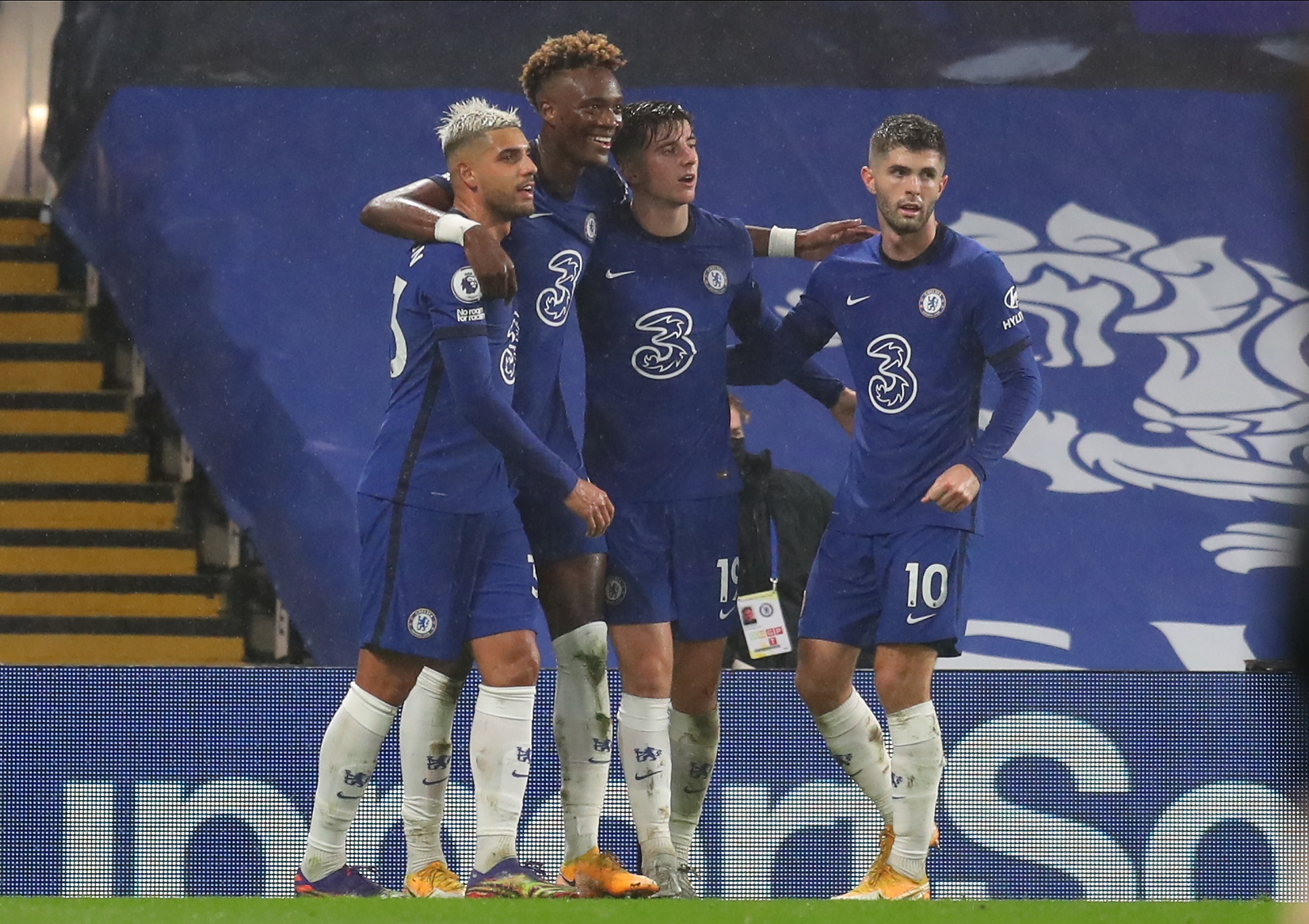 Chelsea uvjerljiv u gradskom derbiju