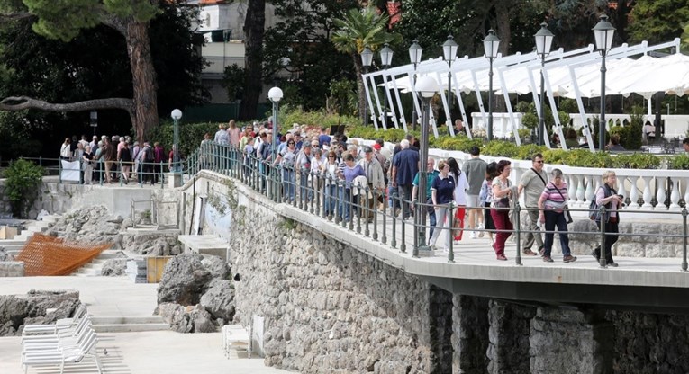 Za uskrsni vikend u Hrvatsku je ušlo 12.000 stranih turista, evo odakle su došli