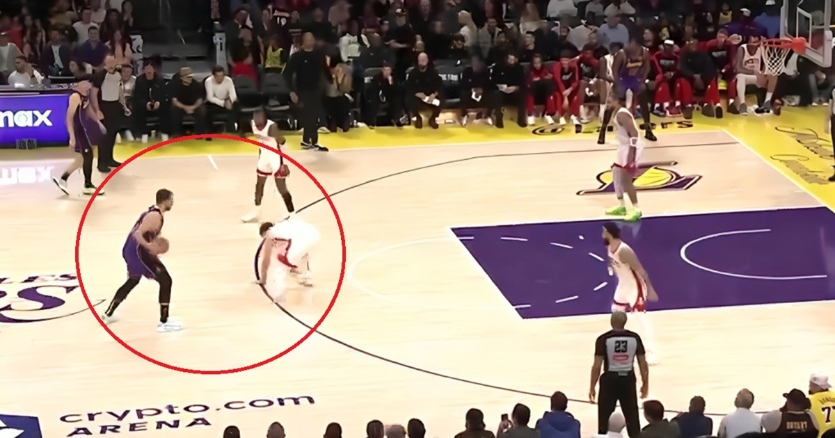 Dončić varkom poslao suparnika na parket. Komentator: Slomio mu je gležnjeve