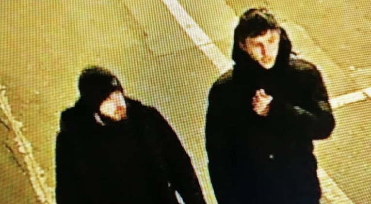 FOTO Zagrebačka policija traži ova dva mladića. Jesu li vam poznati?