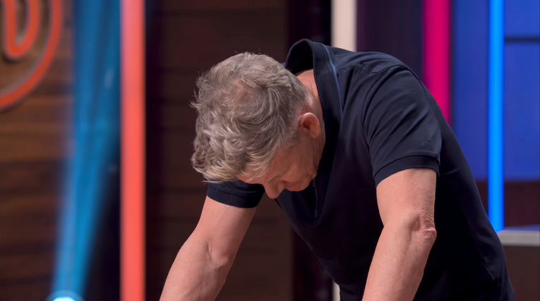 Gordon Ramsay umalo povraćao nakon što je u MasterChefu pronašao flaster u jelu