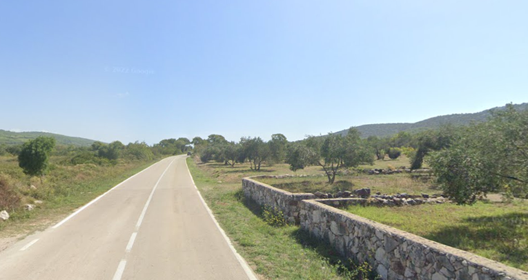 Kamionom prešao u suprotnu traku kod Tribunja, teško je ozlijeđen