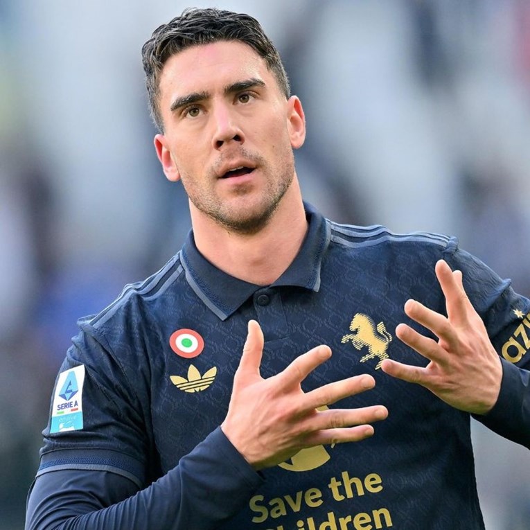 Vlahović na ljeto napušta Juventus i odlazi u Premier ligu