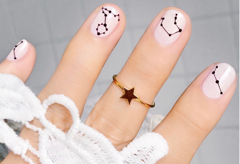 Novi trend ukrašavanja noktiju oduševit će ljubitelje astrologije i svemira