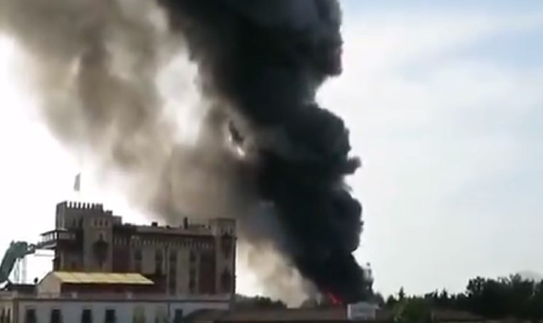 VIDEO Zbog požara evakuiran najveći zabavni park u Njemačkoj