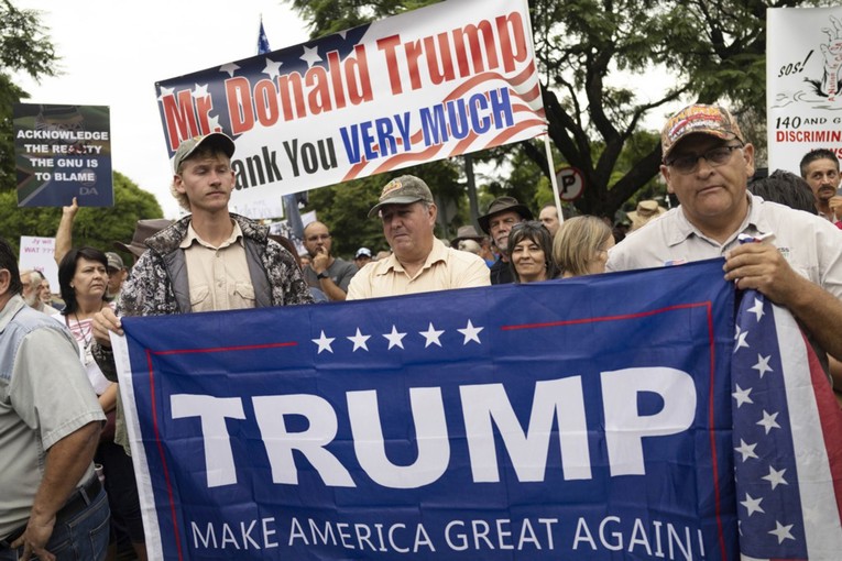 Trump pozvao bijelce iz Južne Afrike u SAD. Sad im odbijaju vize