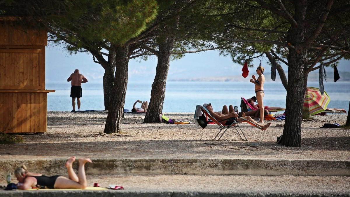 Njemački turist donio policiji u Crikvenici pronađeni novčanik s više od 1000 eura