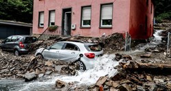 U ogromnim poplavama u Njemačkoj poginulo najmanje 42 ljudi, traga se za desecima