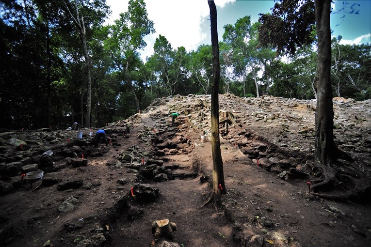 Arheolozi otkrili drevnu palaču Maja na istoku Meksika