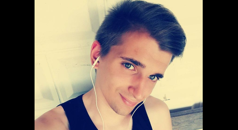 "Dobar dečko, lijepe oči": Josip iz LJNS-a se pohvalio novom frizurom nakon karantene