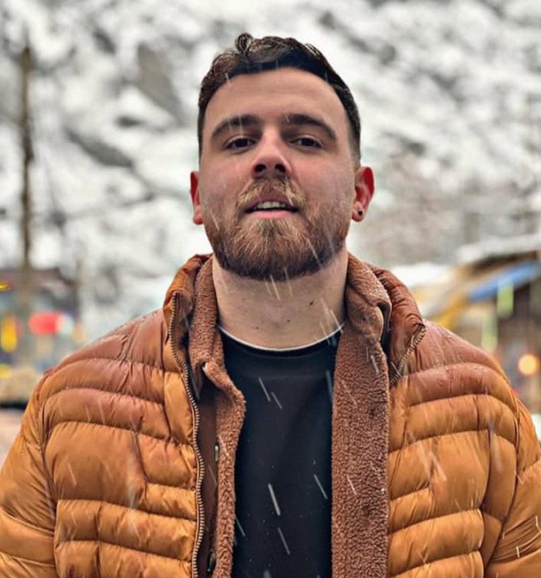 Iran će pogubiti mladog prosvjednika? "Objesit će ga sutra, bez suđenja"