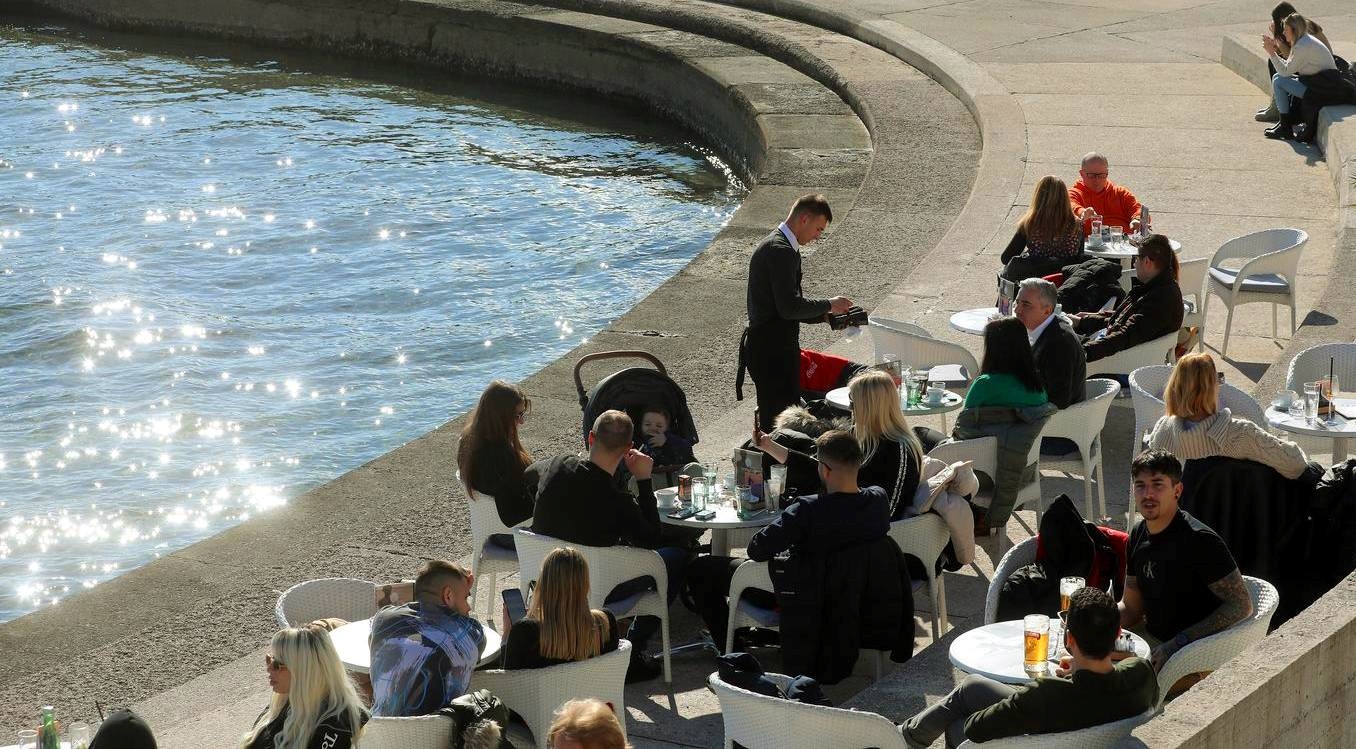 Sunčano u većem dijelu Hrvatske, temperature na Jadranu do 17 stupnjeva