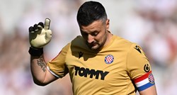 Uplakani Subašić izašao iz igre u 24. minuti i završio karijeru