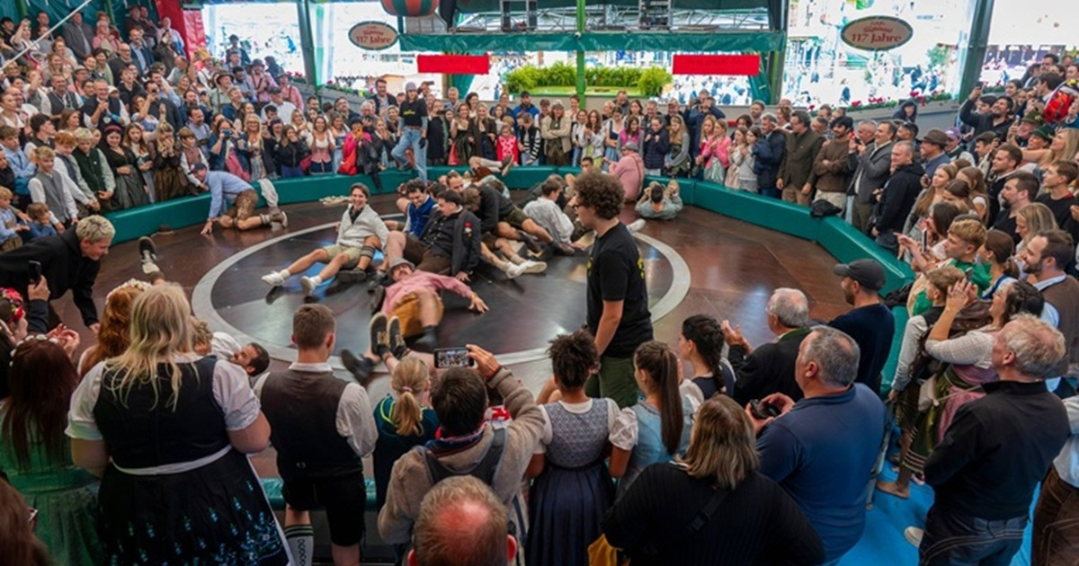Na Oktoberfestu potajno snimali ženama ispod suknji. Pronađeno 32.000 videa