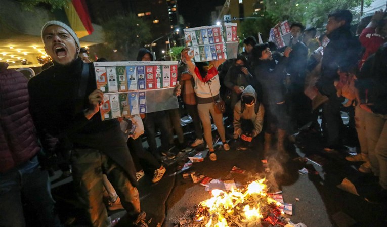 Prosvjedi u Boliviji, sukobljavaju se pristaše i protivnici Moralesa
