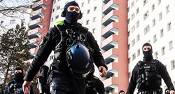 Njemačka policija upala u stanove neonacista, uhićeno devetero ljudi