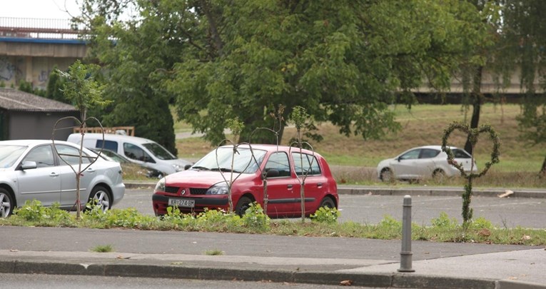 FOTO Pogledajte što je osvanulo na mjestu pada drona u Zagrebu