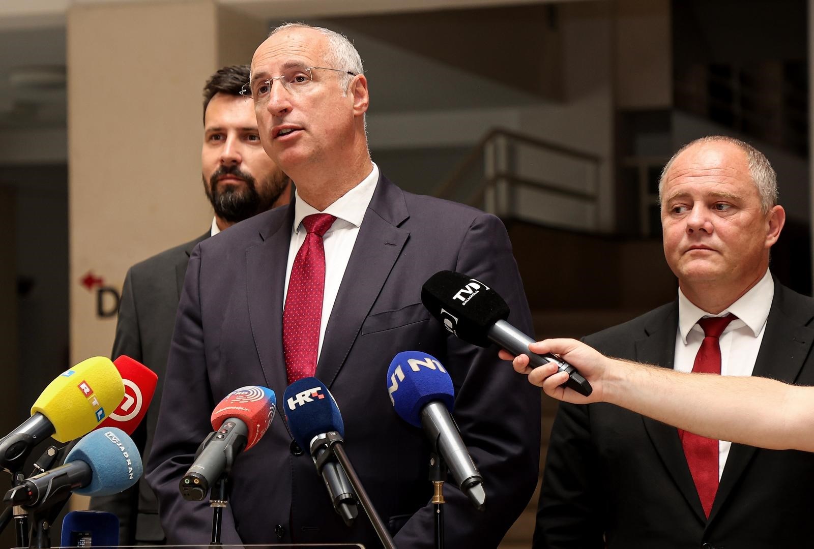 Puljak: Predao sam vlast u Splitu. Slobodno se javite za razgovor kad se sretnemo