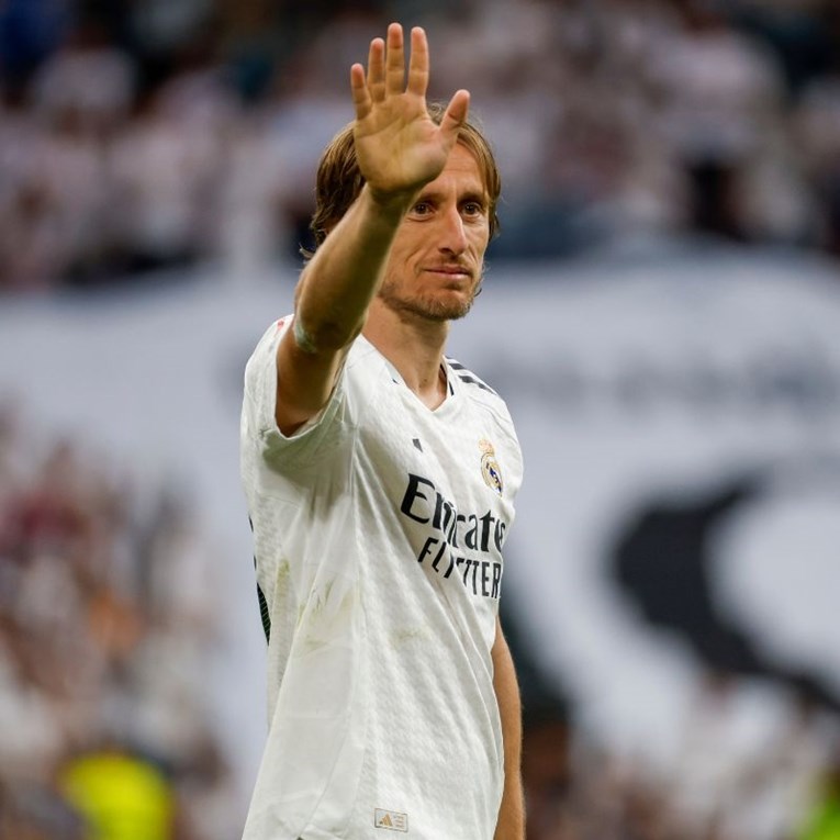 Španjolci oduševljeni Modrićevom porukom Alonsu: "Sad je sve na treneru"