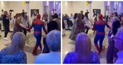 Video sa svadbe u Srbiji nasmijao ljude: "Spiderman pleše kolo, ovo je cirkus"