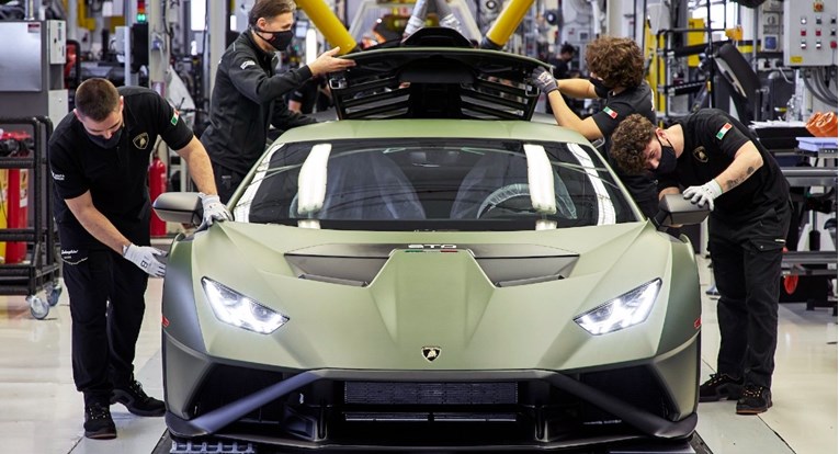 Dolazi prvi električni Lamborghini, poznato i kada
