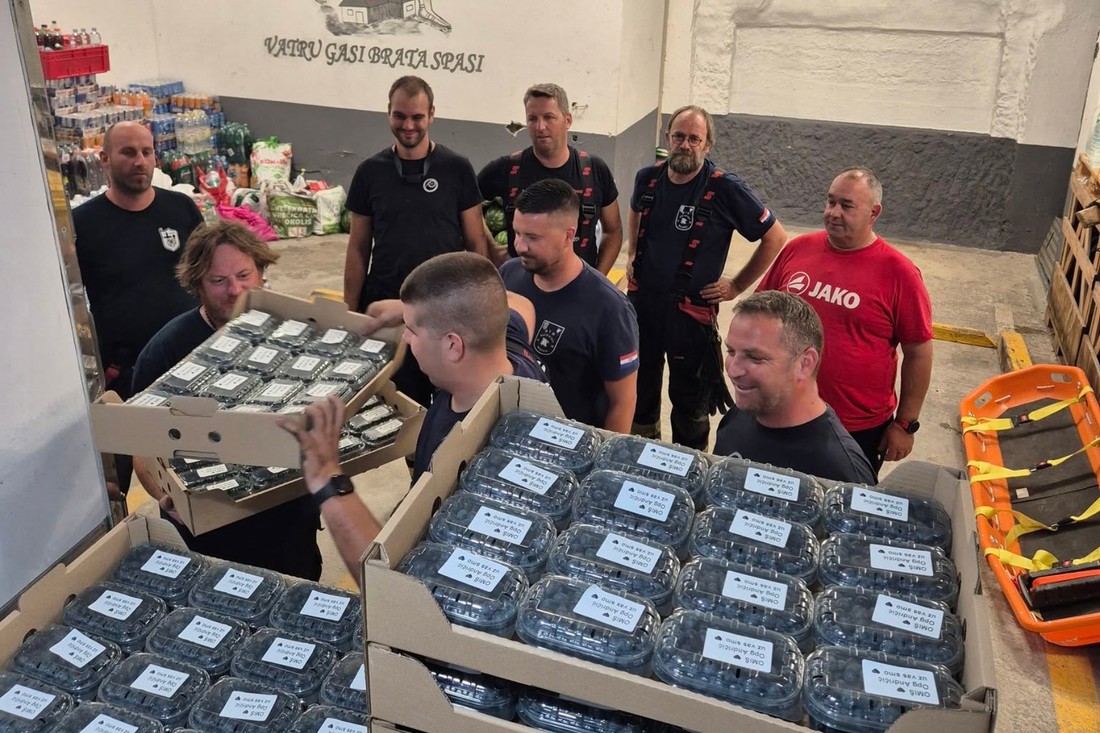 OPG iz okolice Bjelovara poslao borovnice i orašaste plodove za vatrogasce u Omišu