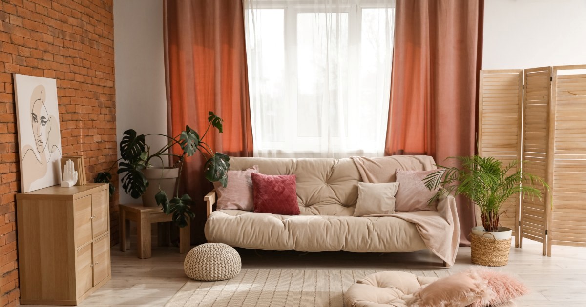 Zemljanocrvena: Topli i umirujući trend u uređenju interijera