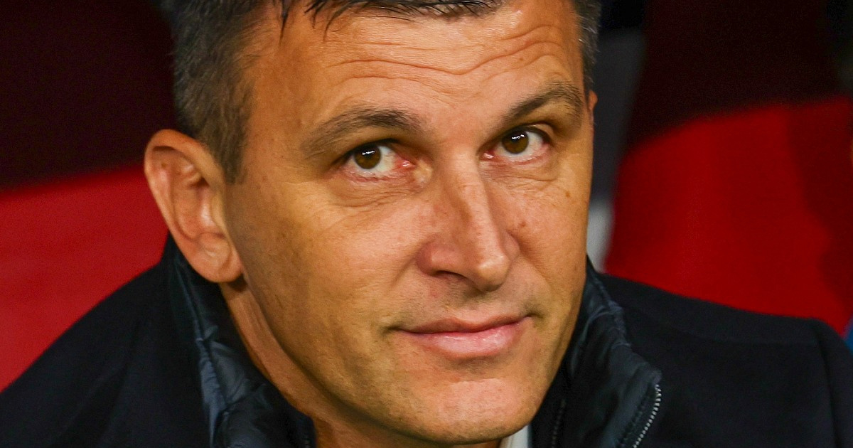 Hull sprema novi ugovor za Jakirovića