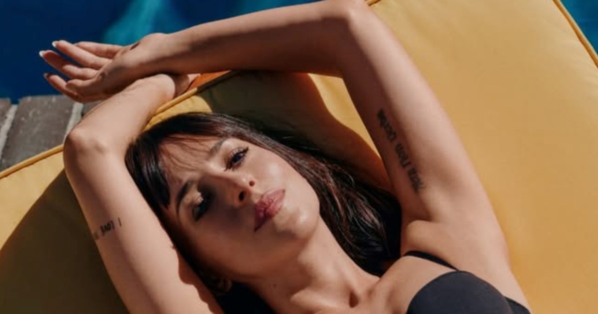 Dakota Johnson se razodjenula za CK. Fanovi: "Dobro došla natrag, gospođo Grey"