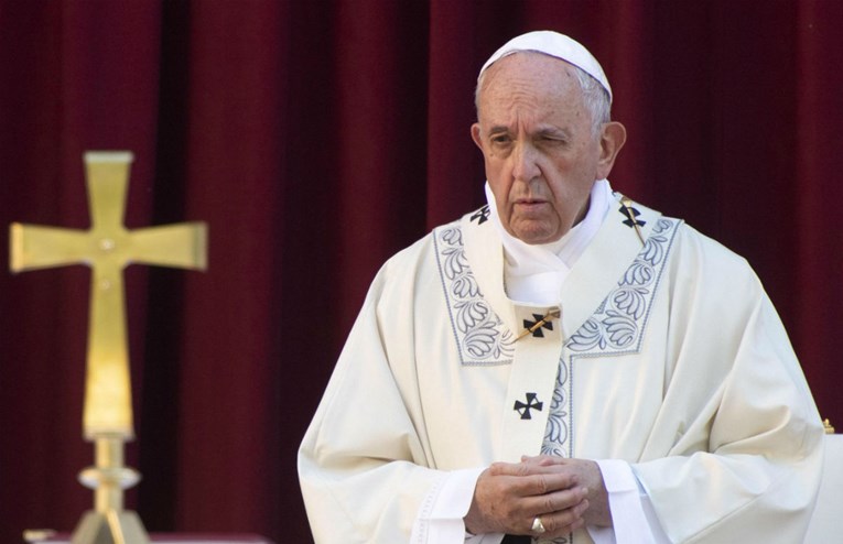 Papa: Migranti su simbol svih isključenih