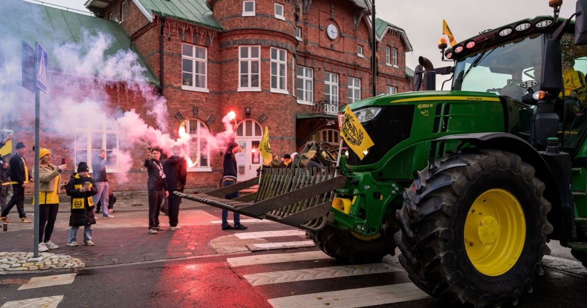 FOTO I VIDEO Klub iz sela od 1485 ljudi osvojio je naslov. Ovako im je izgledao doček