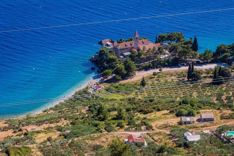 Vlada najavljuje novi zakon o otocima. "Moramo paziti da cijene ne budu previsoke"