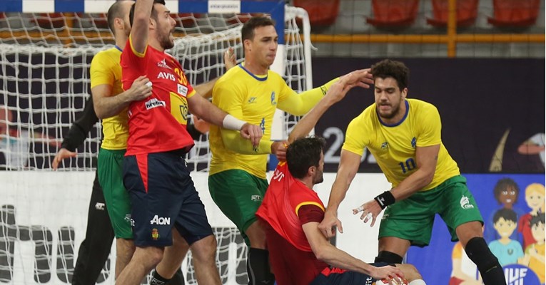 Brazil u Egiptu iznenadio Španjolsku i osvojio bod, Nijemci razbili Urugvaj