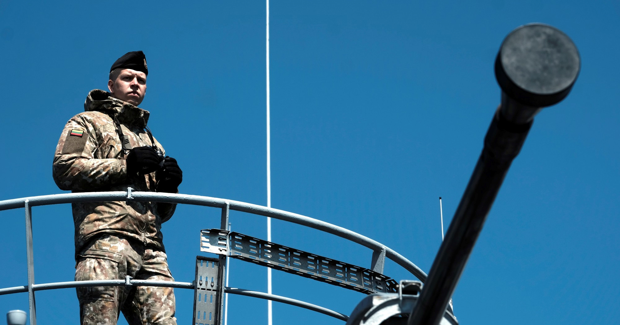 FT: Putin igra opasnu igru s NATO-om