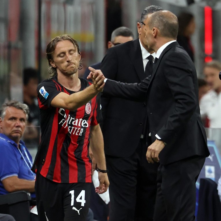 Talijani: Modrić kao da na teren izlazi s kutomjerom