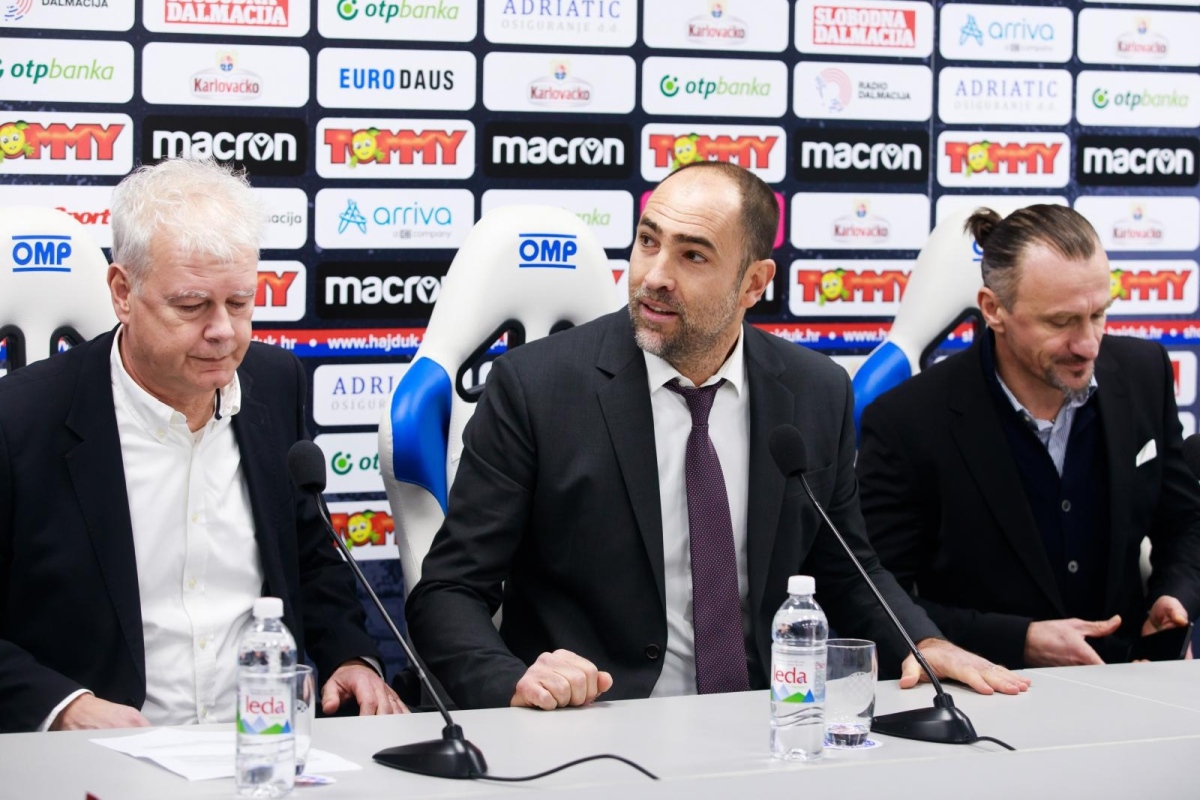 Hajduk: Zasad nema rezanja plaća u klubu