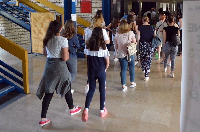 Od ponedjeljka se i istarski srednjoškolci vraćaju u škole