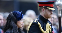 Princ Harry i Meghan Markle se odriču dužnosti kraljevske obitelji