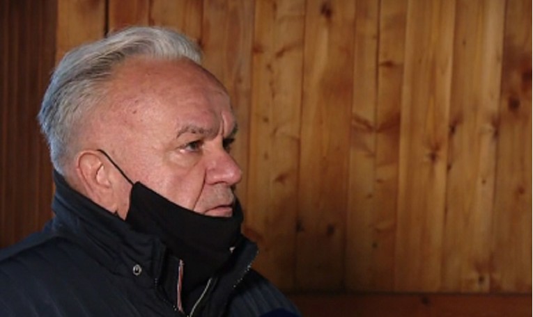 Dumbović: Nema pametovanja, treba pomoći. Napadnimo krovove
