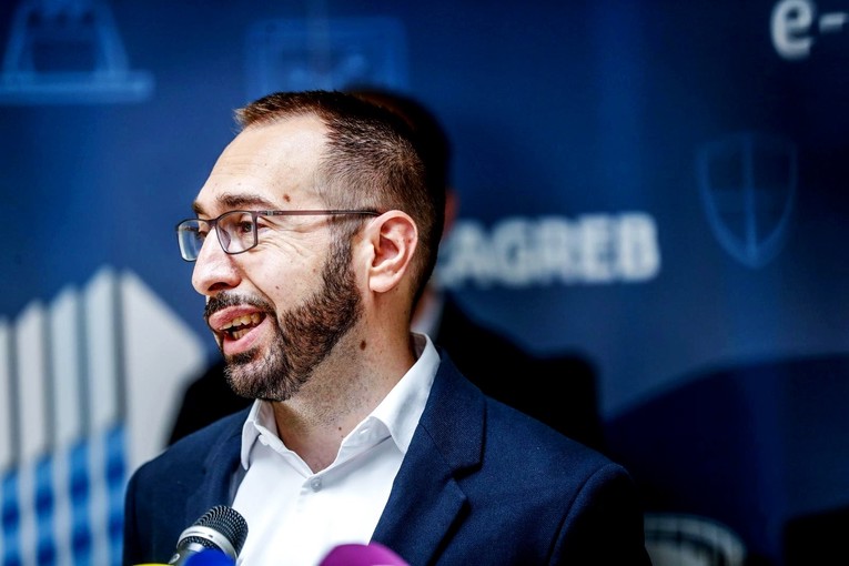 VIDEO Tomašević: Dobro da smo vratili luksuzne aute budući da su bili ozvučeni