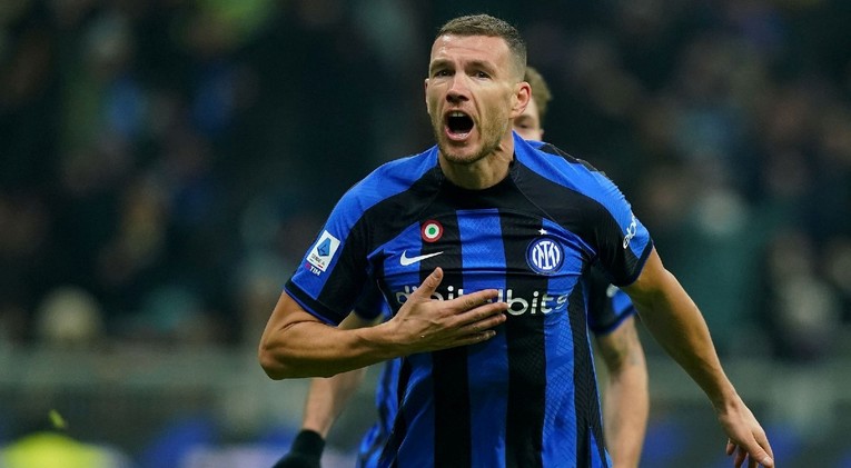 Džeko i Inter srušili neporaženi Napoli na San Siru