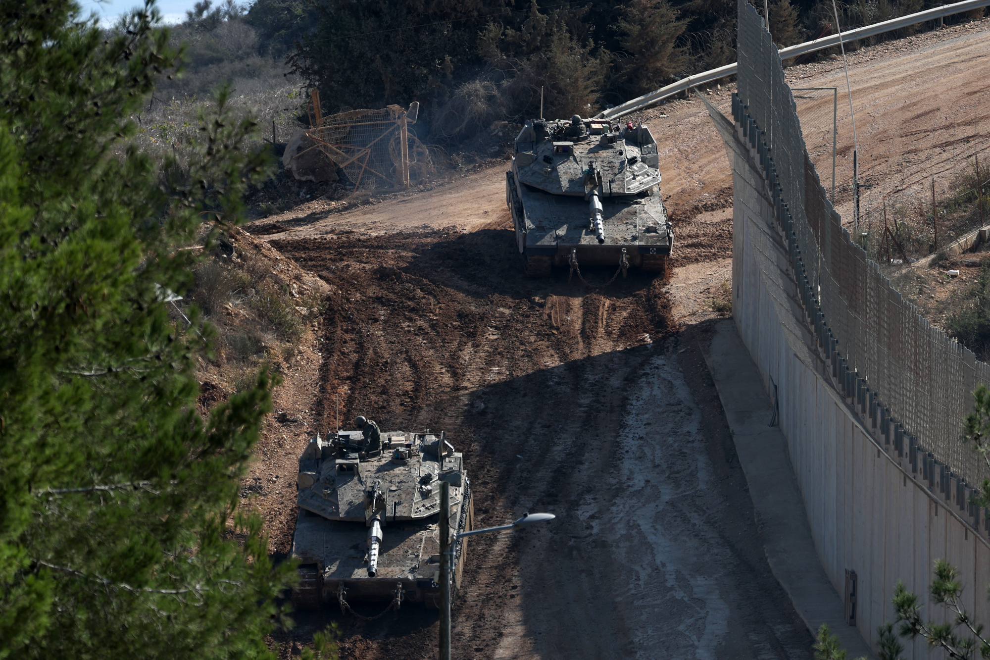 Izraelska vojska ulazi dublje u Libanon