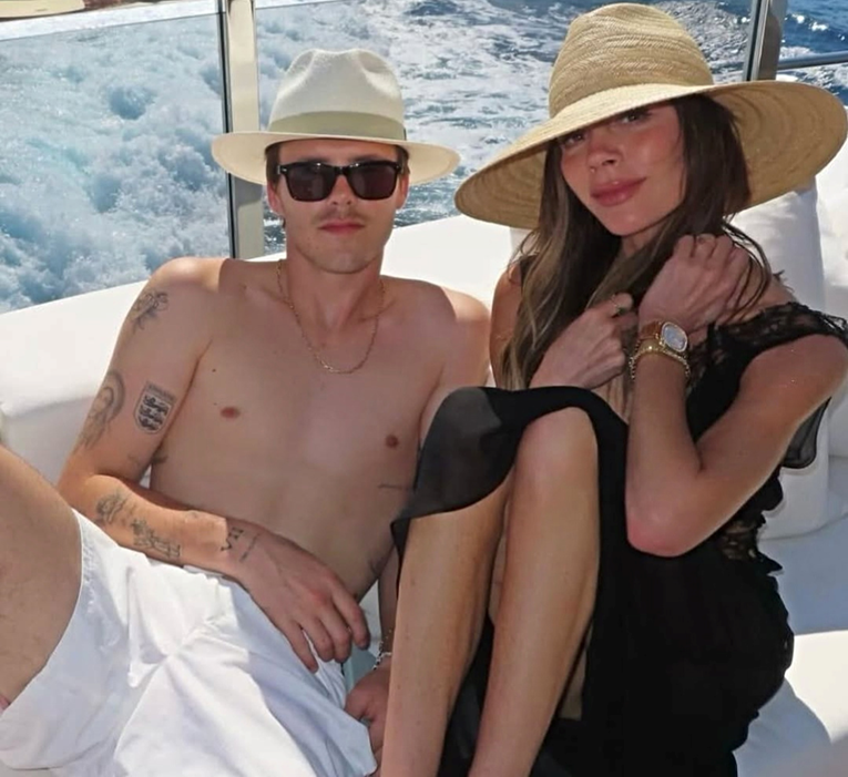 Cruz Beckham zagonetnom objavom otkrio na čijoj je strani tijekom obiteljske svađe