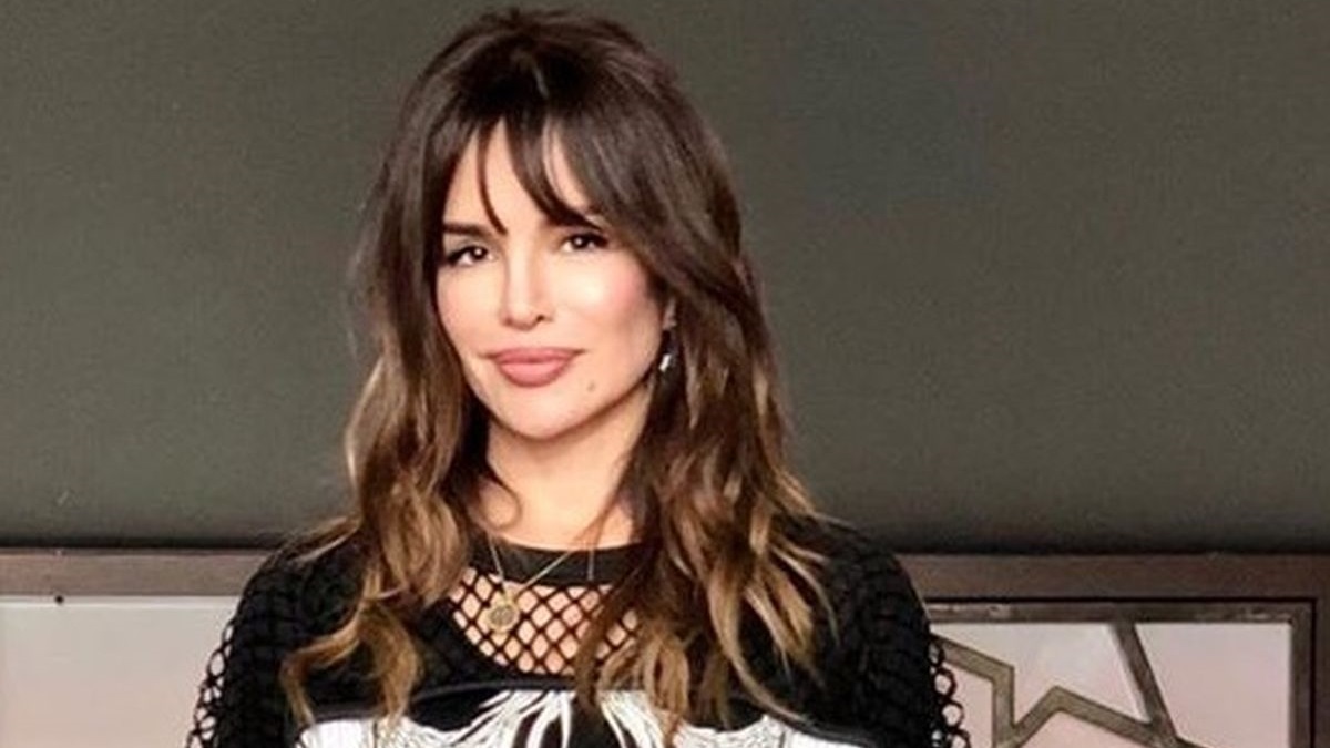 Severina odjećom podijelila fanove: "Kad ni tebi ne stoji, znaš koja je ura"
