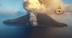 VIDEO Eruptirao vulkan na talijanskom otoku. Oglašena crvena uzbuna